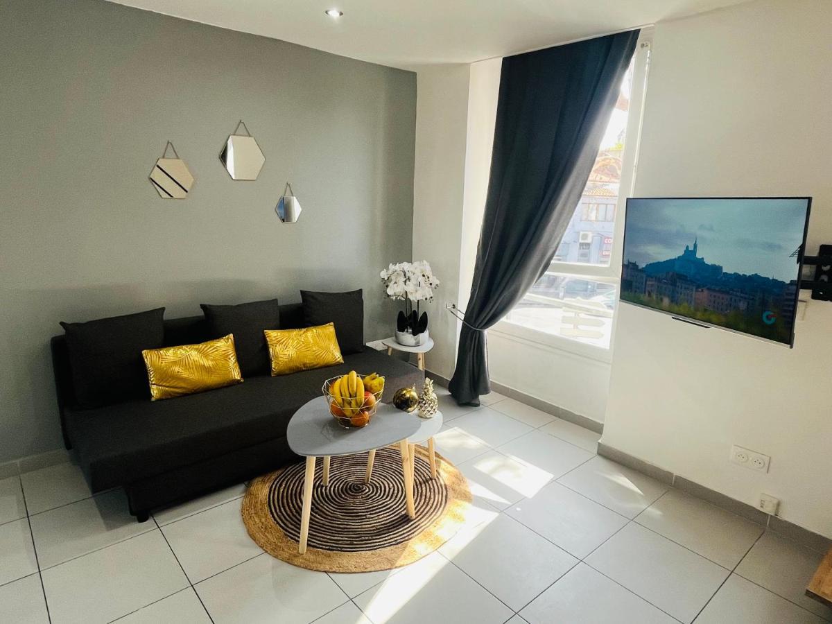 Superbe Duplex Design Neuf 2 Chambres, Climatise Confort, Facile D,acces Stationnement Gratuit Appartement *