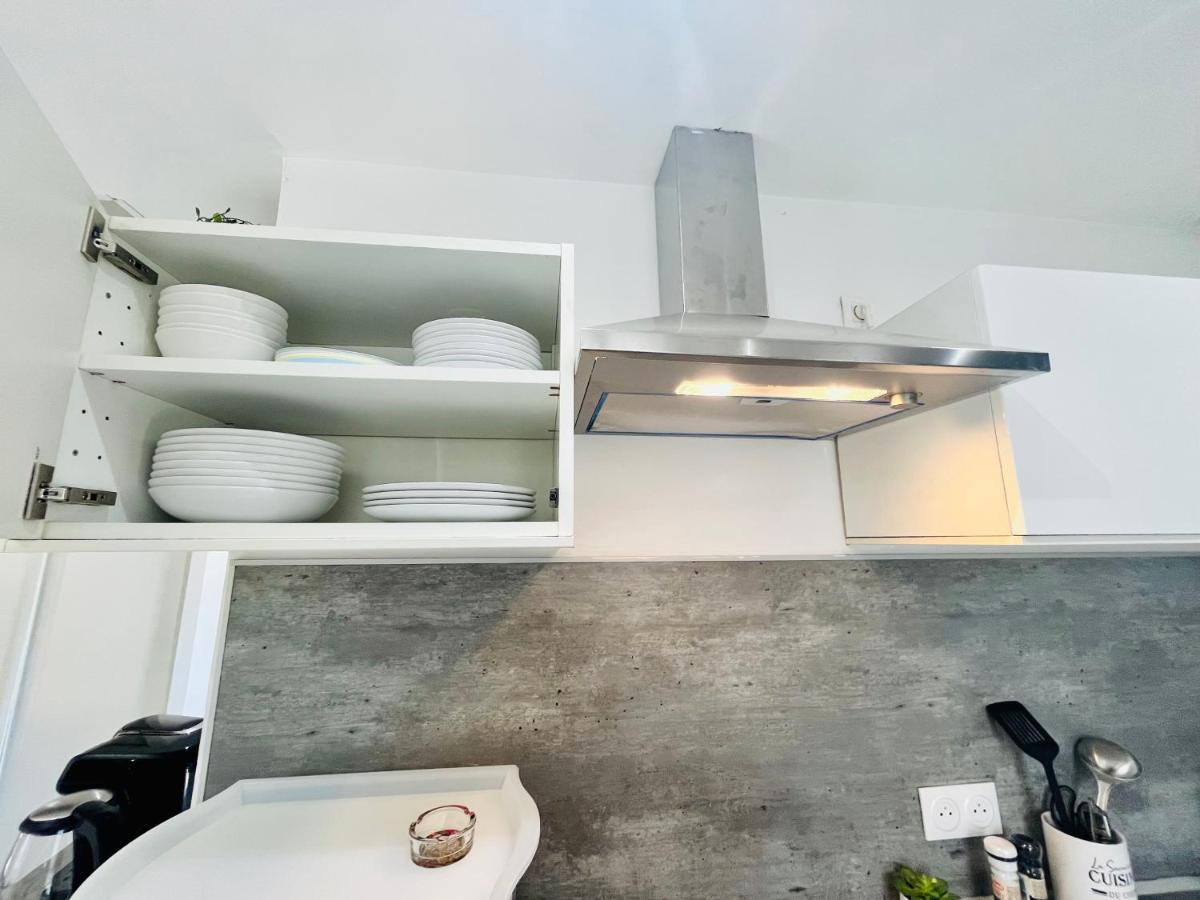 Superbe Duplex Design Neuf 2 Chambres, Climatise Confort, Facile D,acces Stationnement Gratuit Marseilles